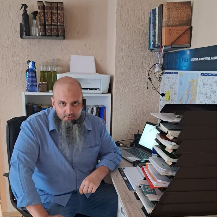 Samir Hrnjičić – rukja terapeut